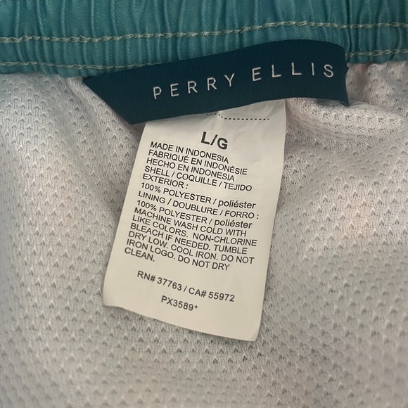 Perry Ellis men’s swim trunks. Aqua Beach SZ: Large - Picture 5 of 7